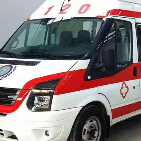 雅江非急救护送病人转院租赁救护车的优缺点对比